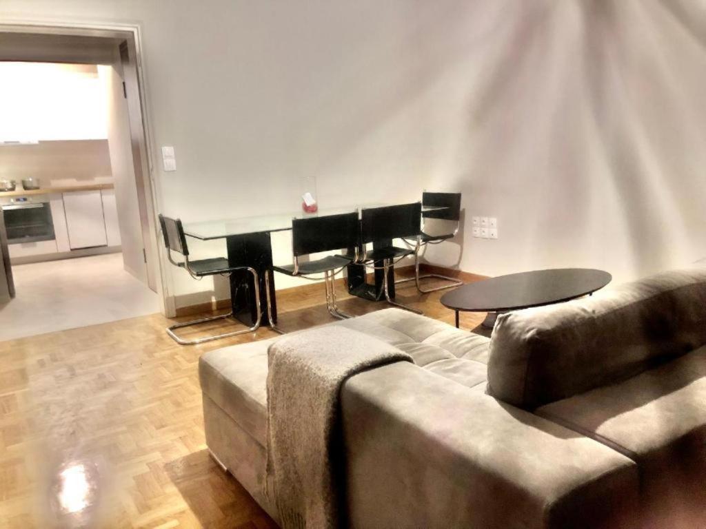 Economy Shared Apartment B In Central Athens Atenas Exterior foto